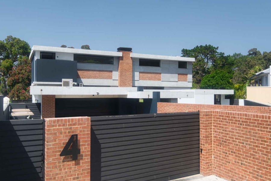 4 Bedroom Property for Sale in Hermanus Heights Western Cape